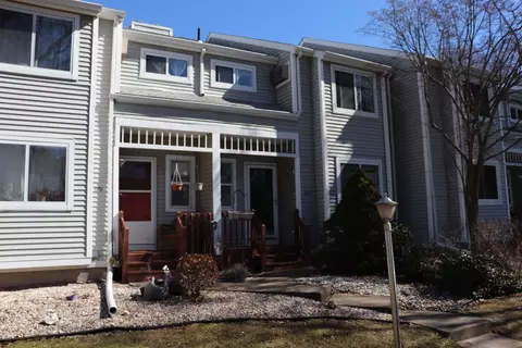 70 Old Town Rd #380, Vernon, CT 06066