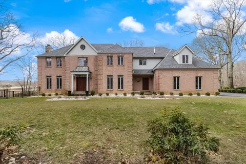 7 Clarks Ln, Old Lyme, CT 06371
