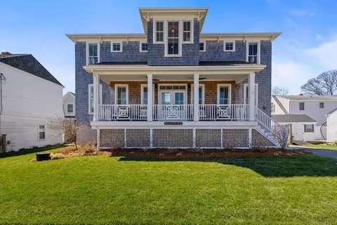 4 North Dr, East Lyme, CT 06357