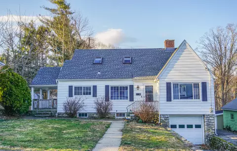 11 Chestnut St, Naugatuck, CT 06770