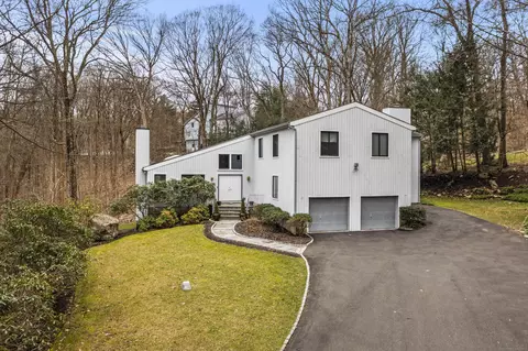 5 E Ridge Rd, Stamford, CT 06903