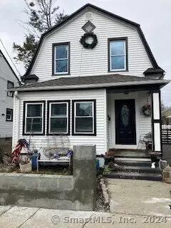 162 Jackson Ave, Bridgeport, CT 06606