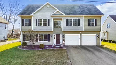 23 Tower St, Milford, CT 06460