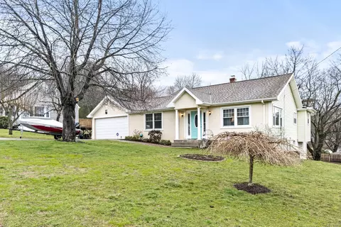 56 Pleasant View Rd, Thomaston, CT 06787