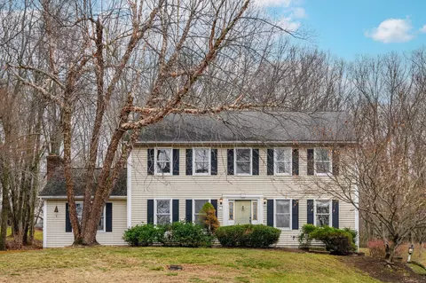 45 Mile Hill Rd S, Newtown, CT 06470