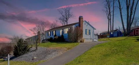 224 Cavan Ln, Glastonbury, CT 06033