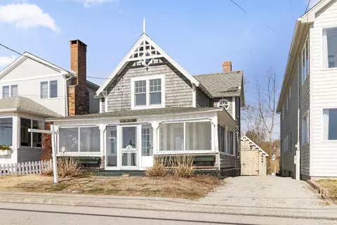 275 Seaside Ave, Westbrook, CT 06498
