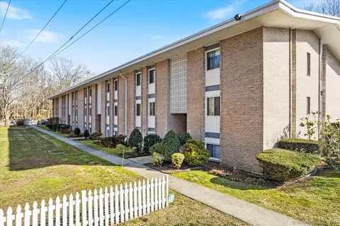 281 Gardner Ave #K3, New London, CT 06320