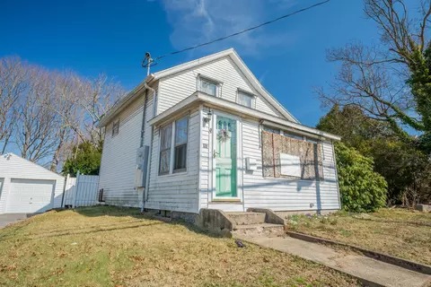 46 Benham Rd, Groton, CT 06340
