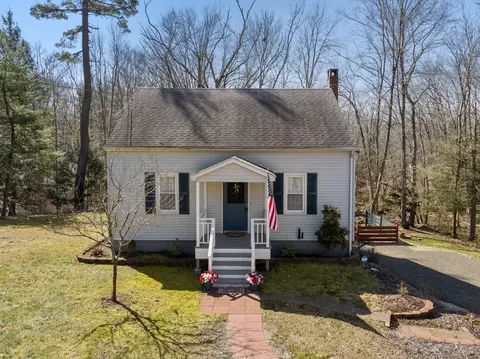 563 Jerusalem Rd, Windham, CT 06280