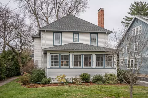75 Quaker Ln N, West Hartford, CT 06119