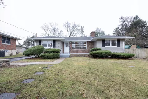 347 Bradley Ave, Waterbury, CT 06708