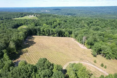 49 Terrell Rd, Woodbury, CT 06798