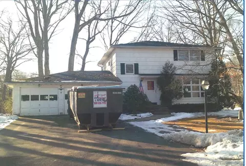 20 Maple Ave, Prospect, CT 06712