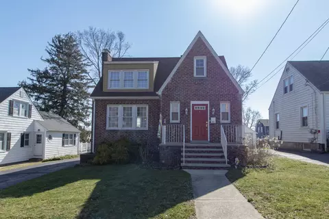 46 Rockefeller Ave, West Haven, CT 06516