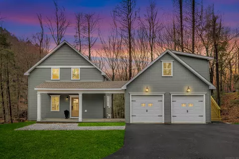 90 Perry Dr, New Milford, CT 06776