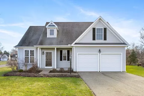 1 Strawberry Ln #1, East Hartford, CT 06118
