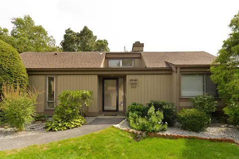 542 Heritage Vlg #A, Southbury, CT 06488
