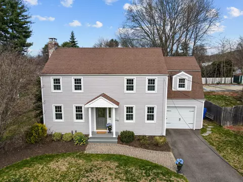 54 Southwood Rd, Newington, CT 06111