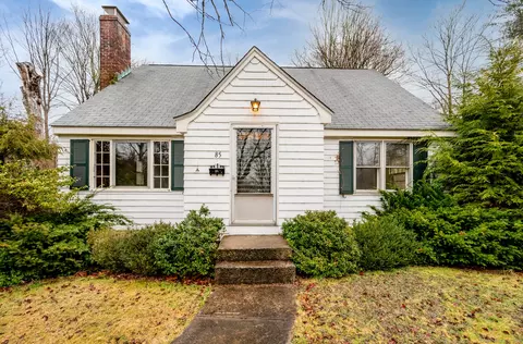 85 Glen St, Berlin, CT 06037