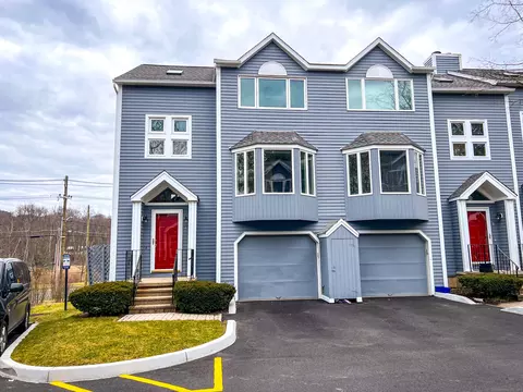8 South St #1, Danbury, CT 06810