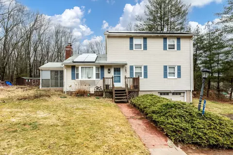 53 Jan Dr, Hebron, CT 06248 photo 1