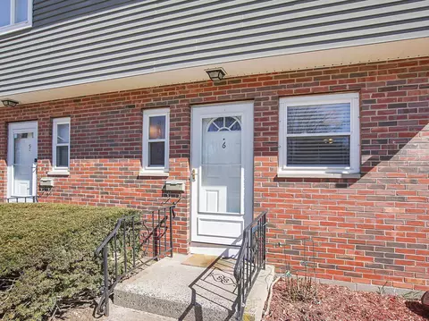3 Camelot Dr #6, Bloomfield, CT 06002