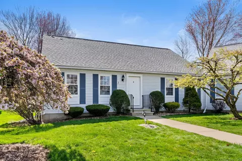 3 Oxford Dr, Suffield, CT 06078