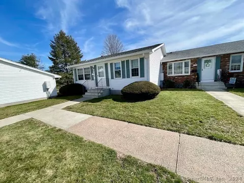 44 Esquire Dr #A, Manchester, CT 06042