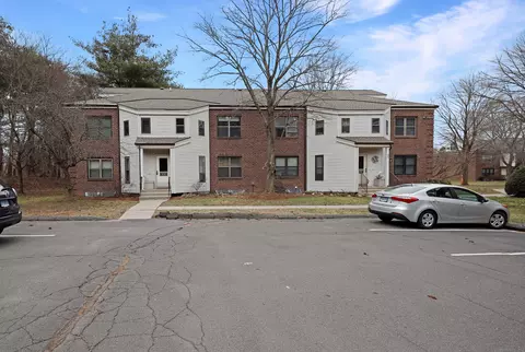 35 Wellington Dr #35, Farmington, CT 06032