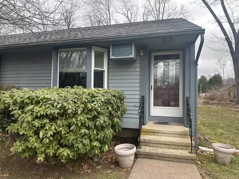 1 Abbott Rd #95, Ellington, CT 06029