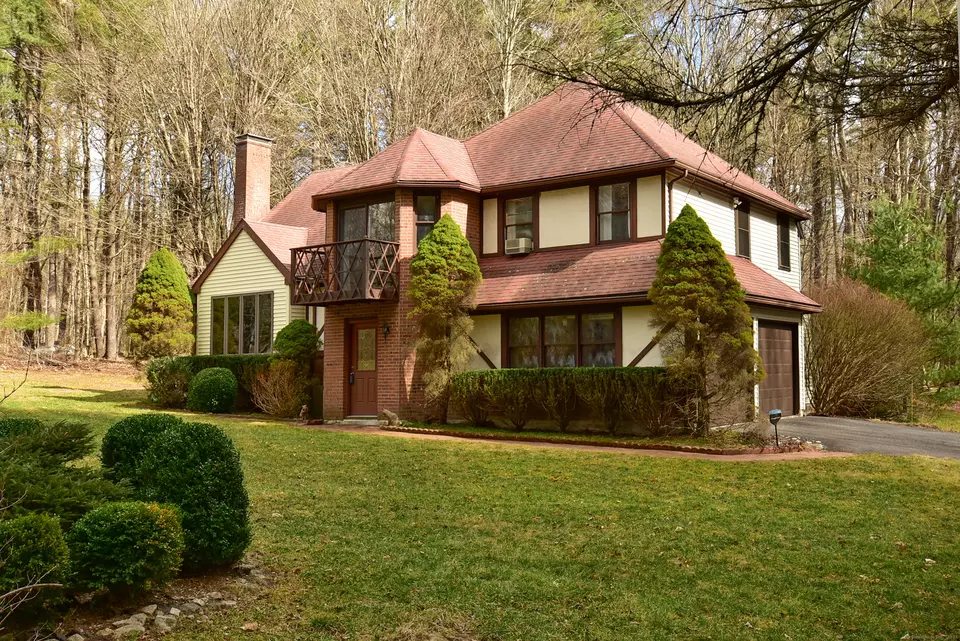 160 Slater Rd, Tolland, CT 06084 38 Photos Movoto