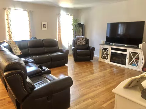 36 Abner Ct #B, Bridgeport, CT 06606