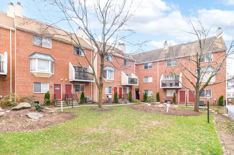 101 Grove St #12, Stamford, CT 06901