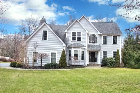 22 Jensen Farm Rd, Oxford, CT 06478