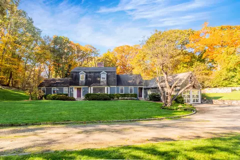 6 Cedar Ln, Weston, CT 06883