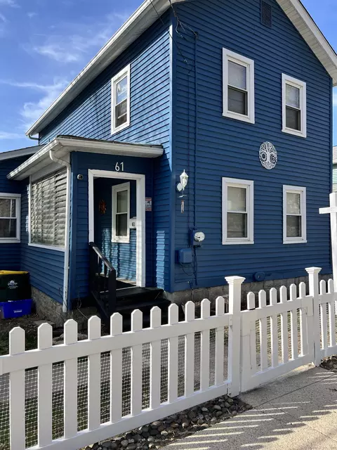 61 N State St, Ansonia, CT 06401