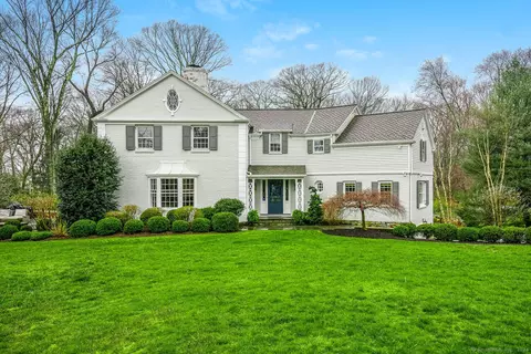 761 Round Hill Rd, Fairfield, CT 06824