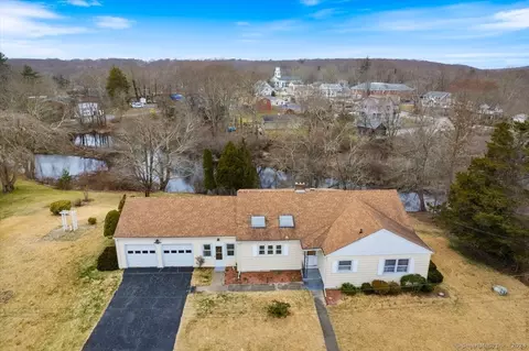 22 Jordan Ter, Waterford, CT 06385