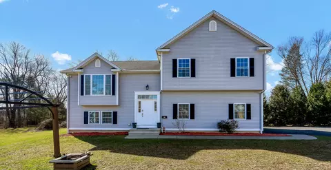 159 Grove St, Windsor Locks, CT 06096