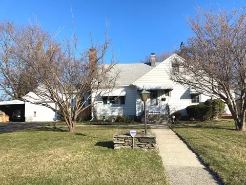 66 Highland Dr, Waterbury, CT 06708