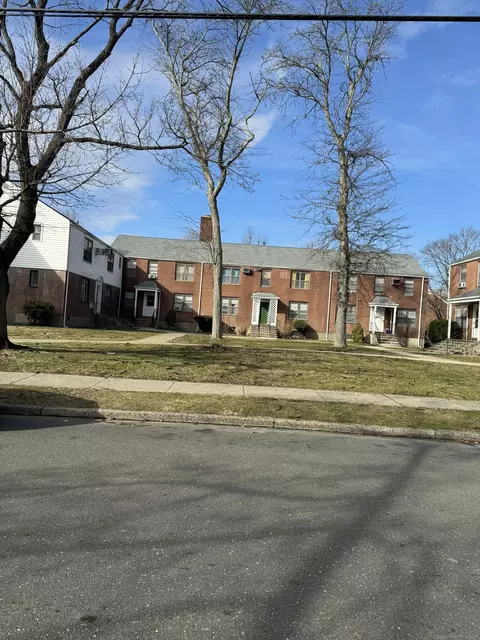 223 Pennsylvania Ave #D, Bridgeport, CT 06610