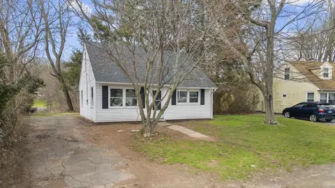 262 Glen Hills Rd, Meriden, CT 06451