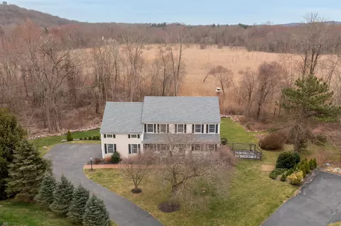 18 Barnum Pl, Ridgefield, CT 06877