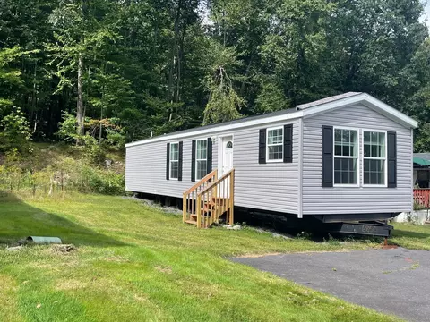 117 Thunderbird Dr, Naugatuck, CT 06770