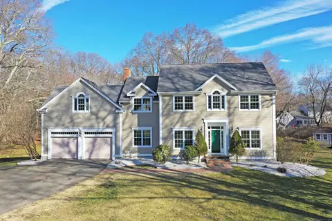 4 Willow Brook Farm Rd, Old Saybrook, CT 06475