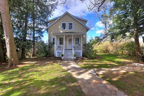 16 Ells St, Norwalk, CT 06850