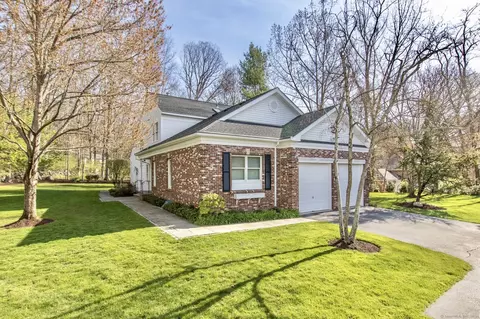 20 Wilton Hunt Rd #20, Wilton, CT 06897
