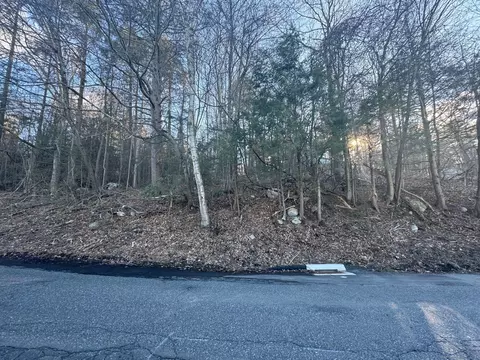 843-845 E Lots - 10a10 1 East Wakefield Blvd, Winchester, CT 06098