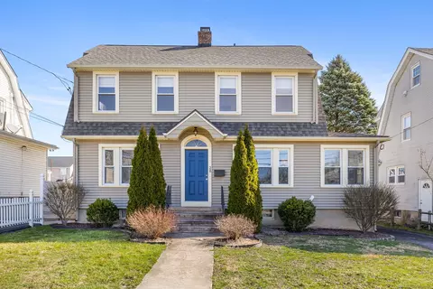28 Fairfax Ave, West Hartford, CT 06119